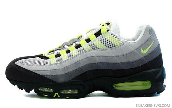 nike-air-max-95-cool-grey-neon-yellow-01