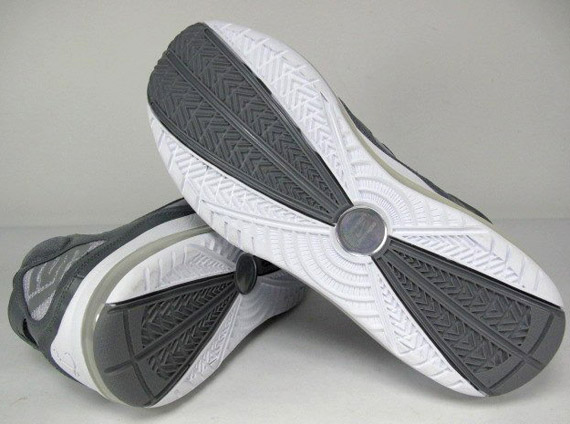 nike-air-max-lebron-vii-cool-grey-11 nike-air-max-lebron-vii-cool-grey-11