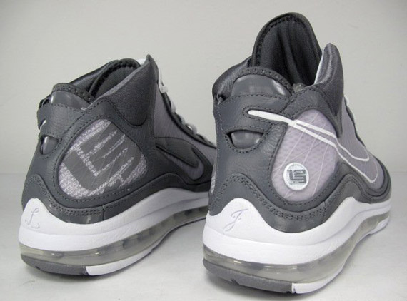 nike-air-max-lebron-vii-cool-grey-8 nike-air-max-lebron-vii-cool-grey-8