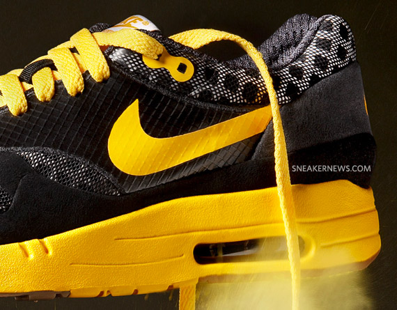 nike-air-maxim-1-torch-black-yellow-02