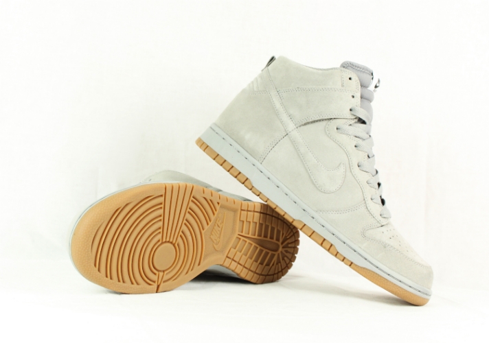 nike-dunk-high-north-grey-gum-05