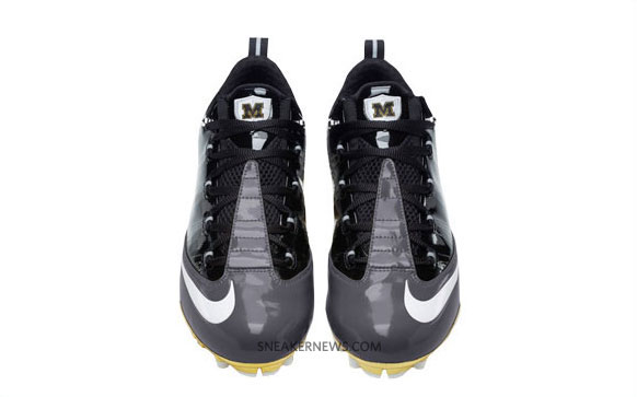 nike-pro-combat-exclusive-auction-missouri-02