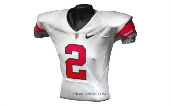nike-pro-combat-exclusive-auction-ohio-state-09