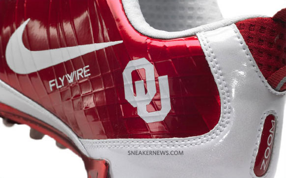 nike-pro-combat-exclusive-auction-oklahoma-00