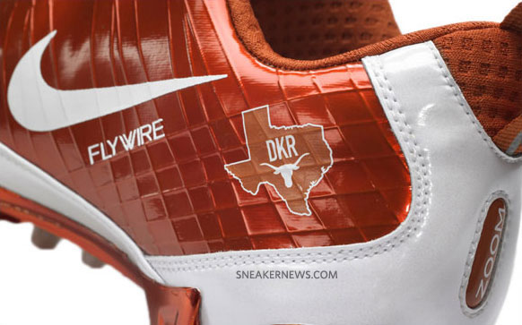nike-pro-combat-exclusive-auction-texas-00