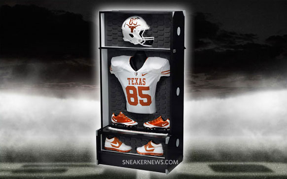 nike-pro-combat-exclusive-auction-texas-11