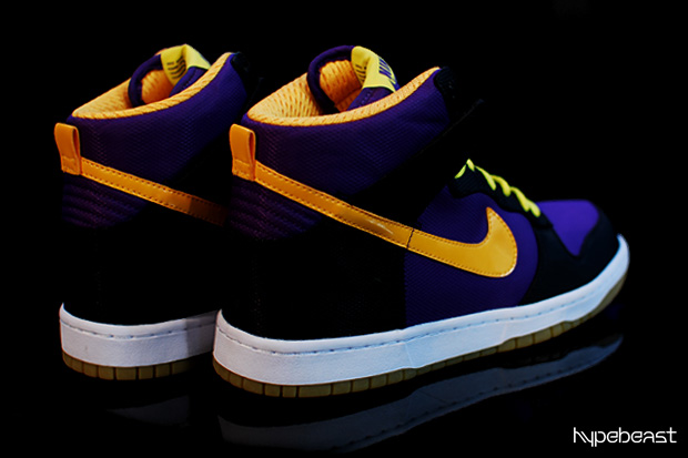 nike-sportswear-dunk-hi-preview-purple-1