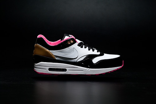 nike_phantaci_air_max_1-2