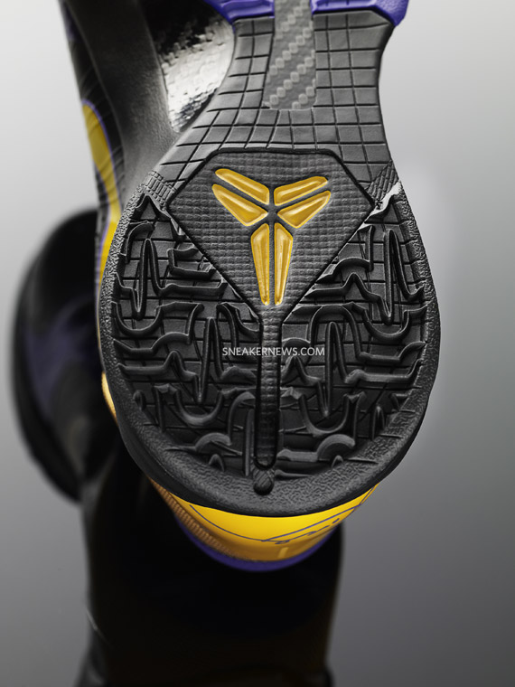 nike_zoom_kobe_v_product_17