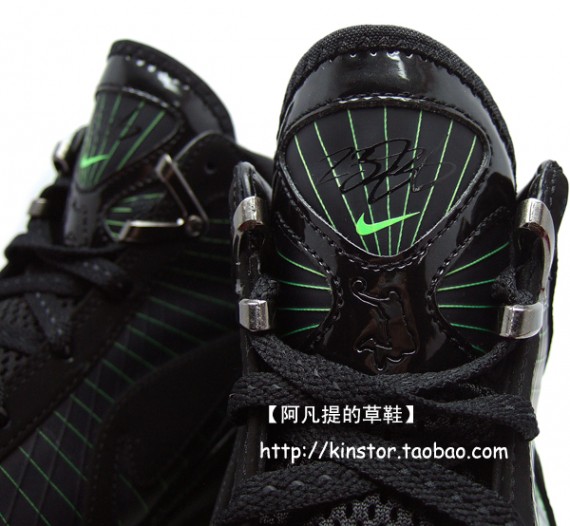 Nike Air Max LeBron VII (7) - Dunkman - Detailed Images