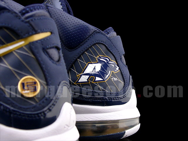 Nike Air Max Lebron VII (7) - University of Akron - First Look