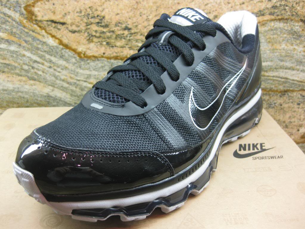 SoleFly2010126