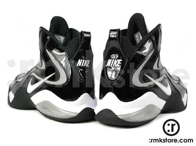ZOOMFLIPNSUPREMETONYPARKER398259-2
