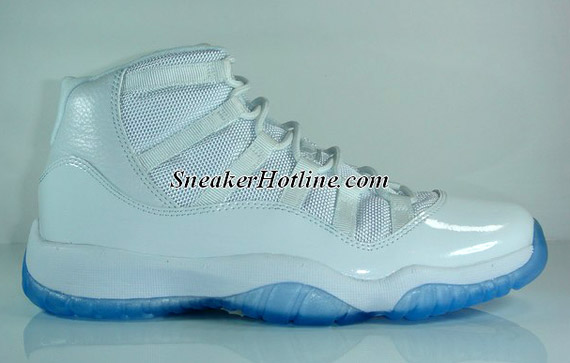 air-jordan-XI-gs-white-blue-ice-2