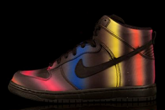 Nike WMNS Dunk High Supreme – Dark Rainbow