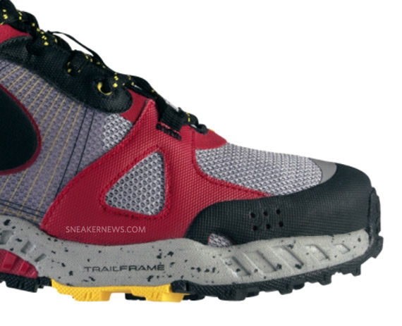 nike-acg-zoom-morizaba-grey-blk-red-2