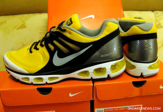 nike-air-max-tailwind-2010-3