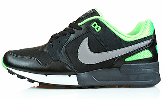 nike-air-pegasus-bk-89-black-lime-04