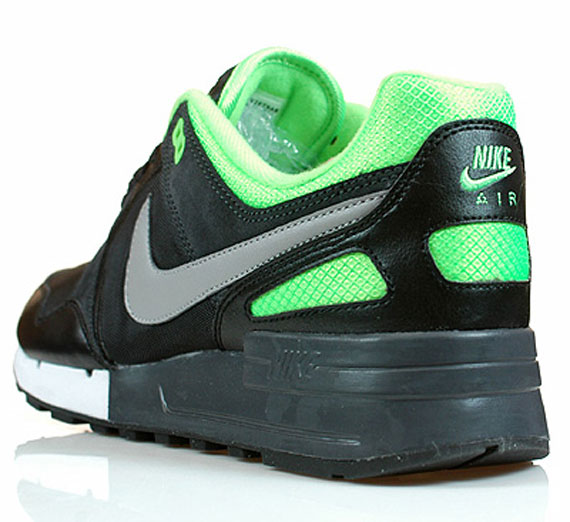 Nike Air Pegasus 89 BK - Black - Metallic Silver - Electric Green - Closer Look