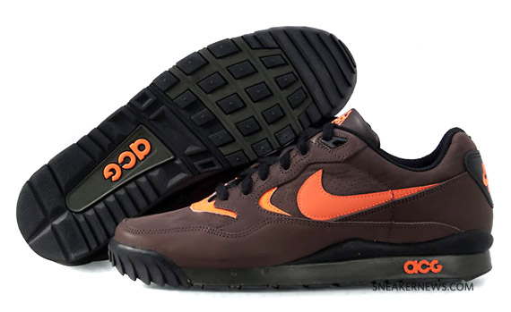 Nike Air Wildwood ACG - Dark Cinder - Total Orange - Available