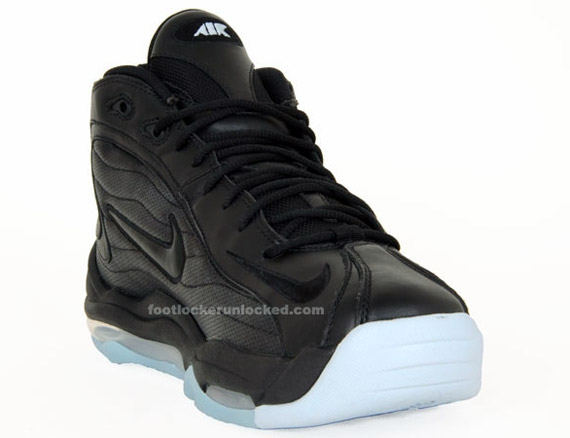 Air_Total_Max_Uptempo_blackblackpale_blue__2_