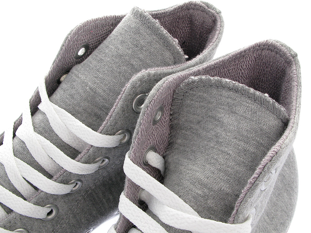 Converse-Chuck-Taylor-Sweatshirt-Hi-5