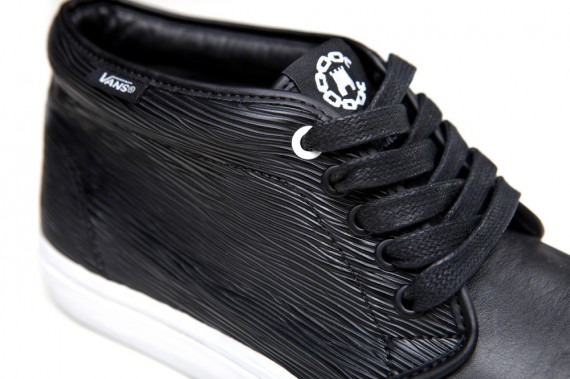 Crooks & Castles x Vans - Chukka Boot