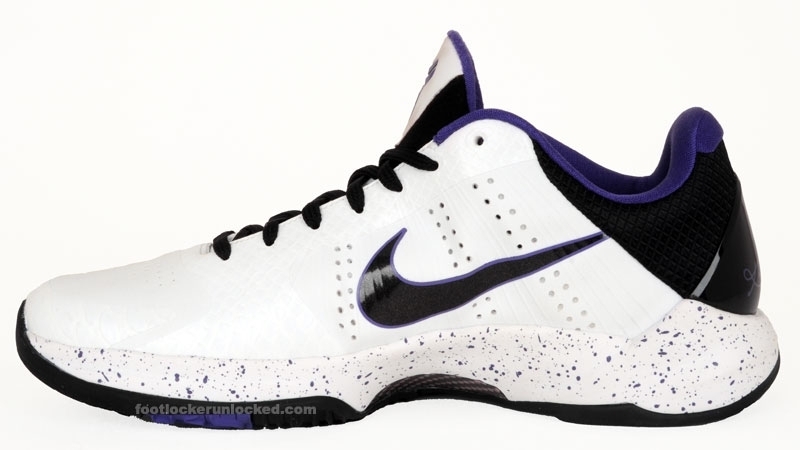 Zoom_Kobe_V_whiteblackvpurple__2_