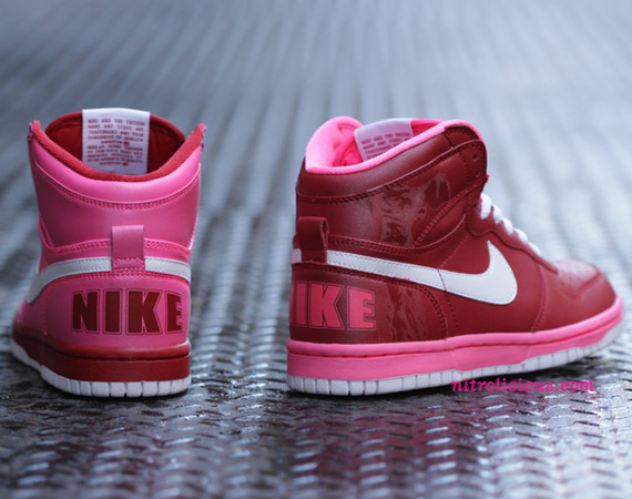 big-nike-high-2010-v-day-02