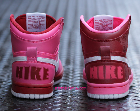 big-nike-high-2010-v-day-04