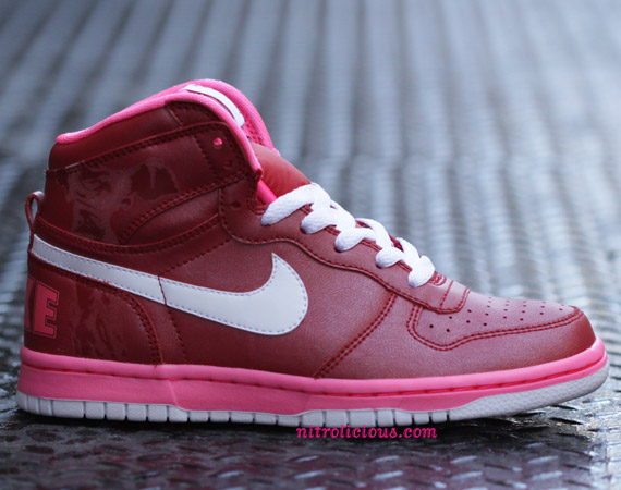 big-nike-high-2010-v-day-06