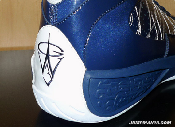 Air Jordan Icons - Gerald Wallace NBA Dunk Contest PE