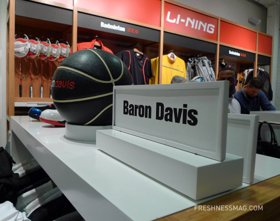 li-ning-store-portland-08