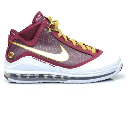 nike-air-max-lebron-james-vii-7-ctk-christ-the-king-01