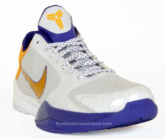 zoom-kobe-v-home-1