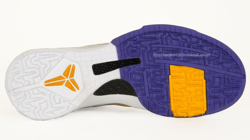 zoom-kobe-v-home-5