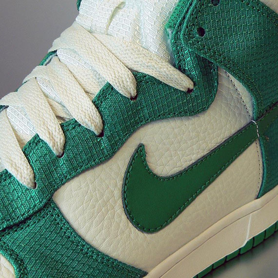 01-03-2010_nike_dunkhi_sailgreen_detail1