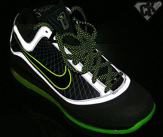 DJ Clark Kent x Nike Air Max LeBron VII (7) - '112' Edition