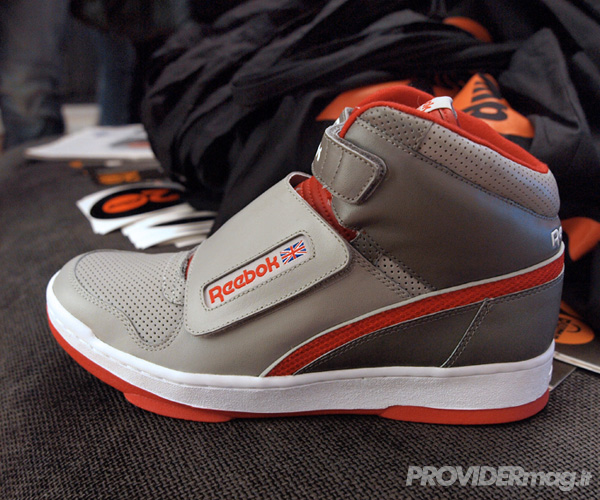 ReebokFallWinter2010-Alien-1
