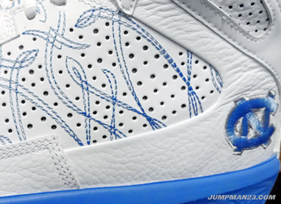 Air Jordan Icons – UNC PE – White – University Blue