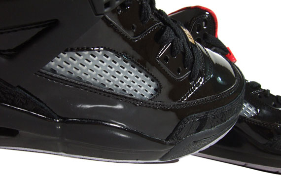 Air Jordan Spiz’ike – Stealth – Detailed Images