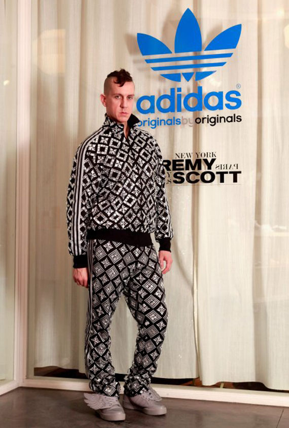 Jeremy Scott Fw09 Paris Showroom 2