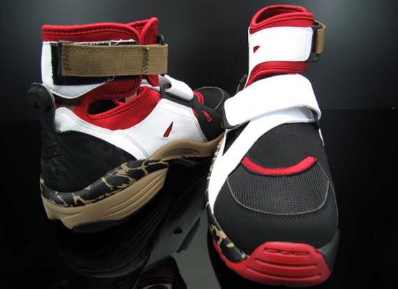 Nike Air Carnivore White Varsity Red Black 5