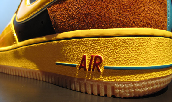 Nike Air Force 1 Bespoke Pikachu 04