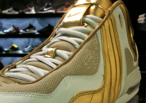 Nike Air Max 3 – White – Metallic Gold – Available