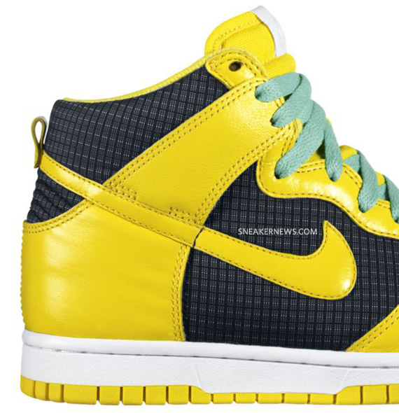 Nike WMNS Dunk High - Goldenrod