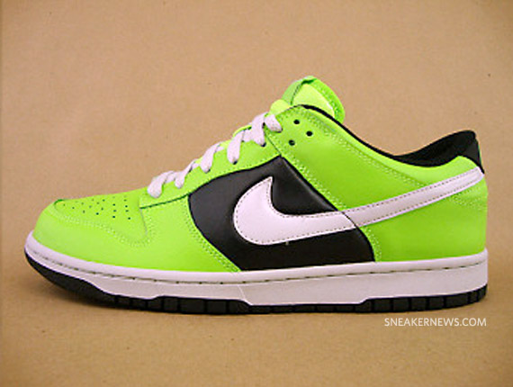 nike-dunk-low-wmns-electric-green-02