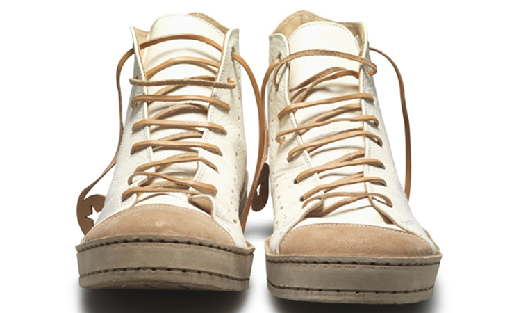 Sak X Converse Front Wht