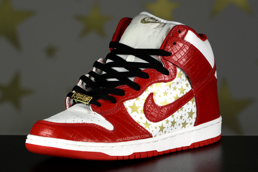 Supreme Dunk Hi Varsity Red 04