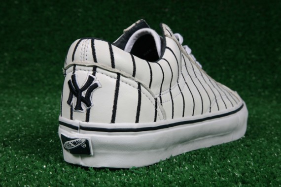 New York Yankees x Vans Old Skool